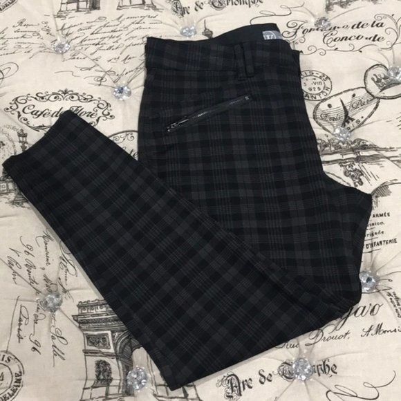 Wit & Wisdom Ab-Solution Skinny Ponte Pants - Picture 12 of 12